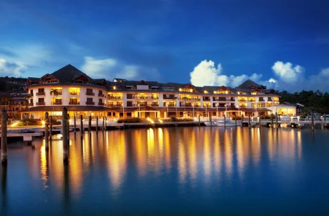 The Bannister Hotel Yacht Club Puerto Bahia Samana Republica Dominicana